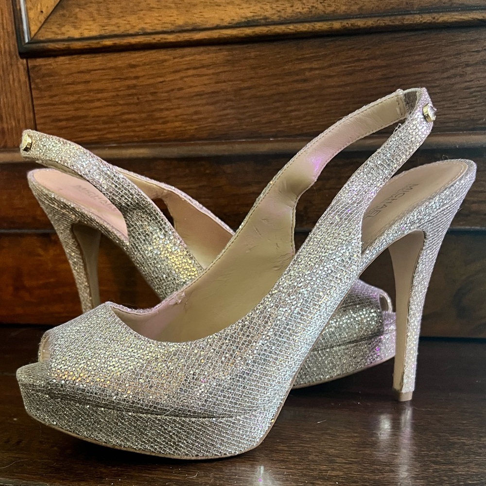 Michael Kors Platform Heel - Picture 2 of 7